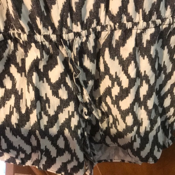 J. Crew Print Romper with Pockets - Picture 3 of 5